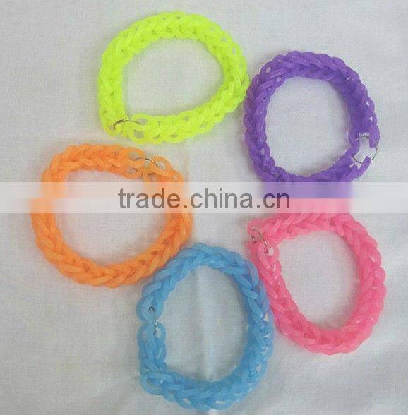 All Kinds of Customized Silicone Wristbands