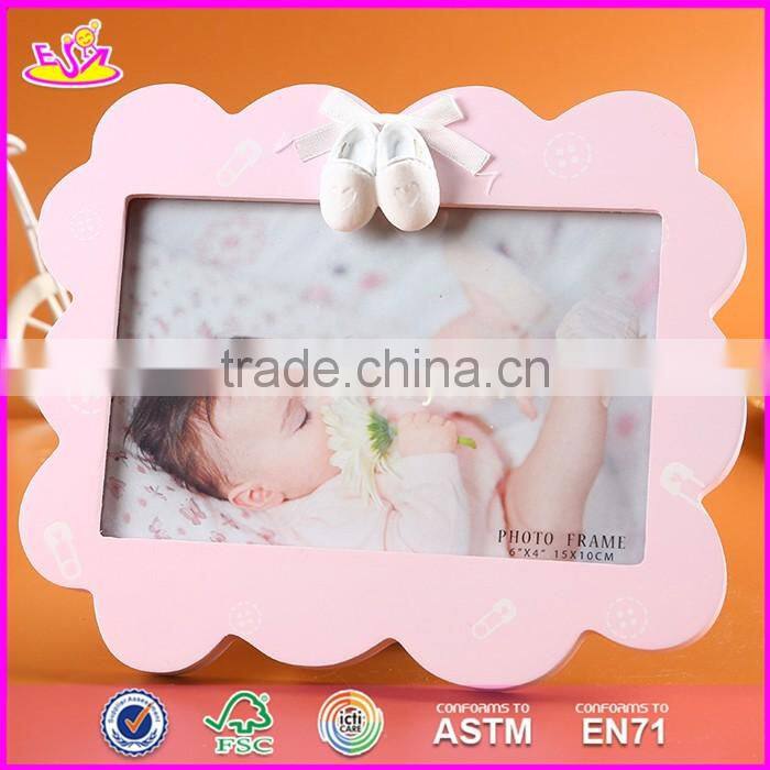 2016 wholesale fashion kids wooden family photo frame W09A046