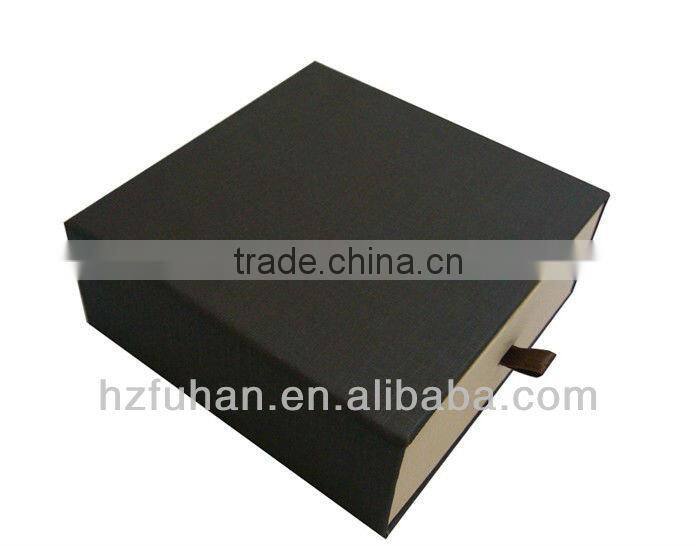 Elegant paper drawer box for packing tie or belt