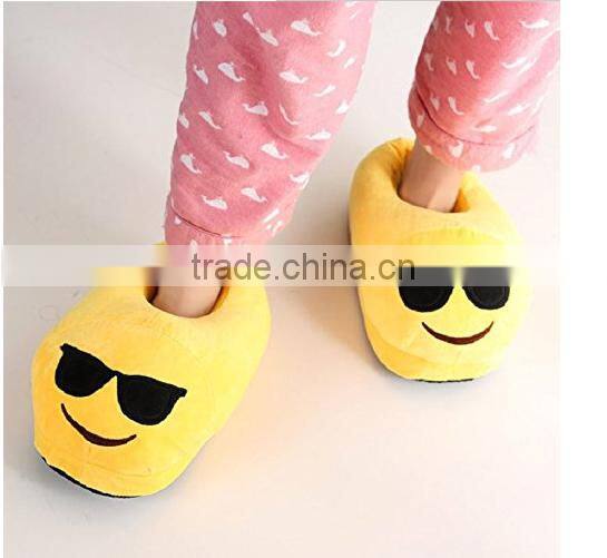 Factory supply custom cute plush emoji slipper for women