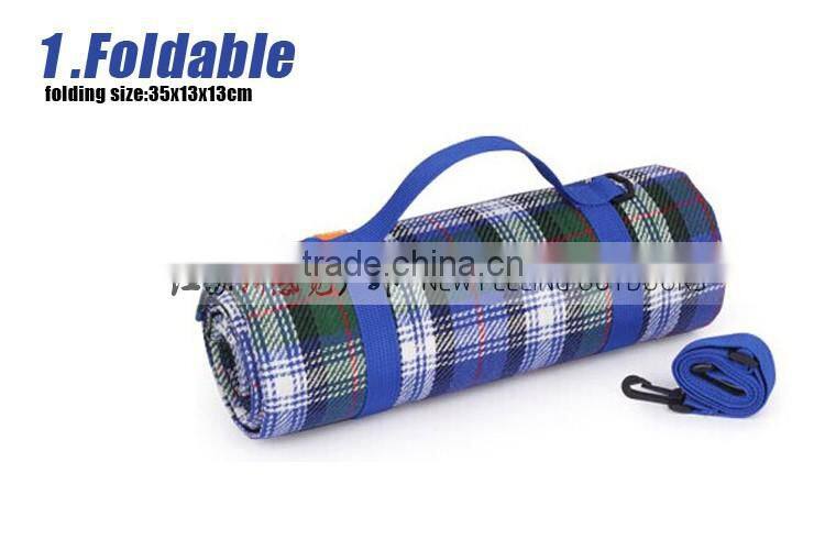 TOOTS Factory Outdoor Foldable fleece Picnic Blanket with handle