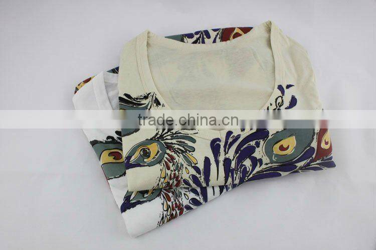 New arrival 2012 Spring V collar Pure Cotton t-shirt with print (Peacock Printing)
