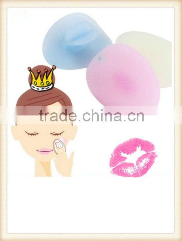 stylish silicone face cleaning brush