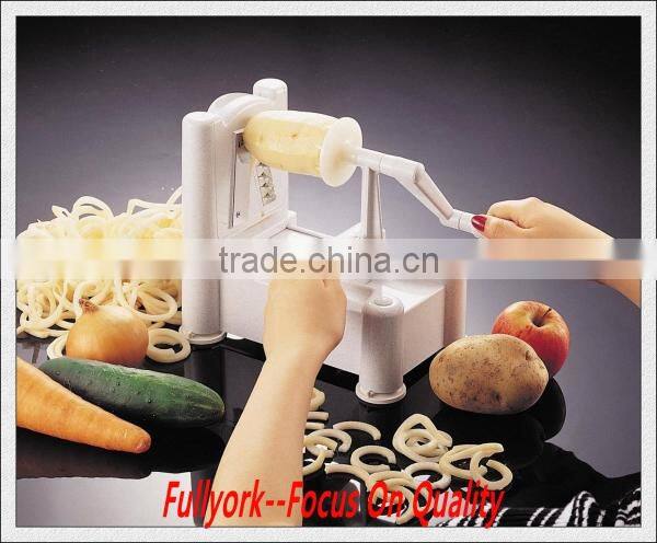 Multi Functional Hurry Slicer Hand Vegetable Chopper Slicer Manual Twista Chopper Tri-blade Plastic Spiral Vegetable Slicer