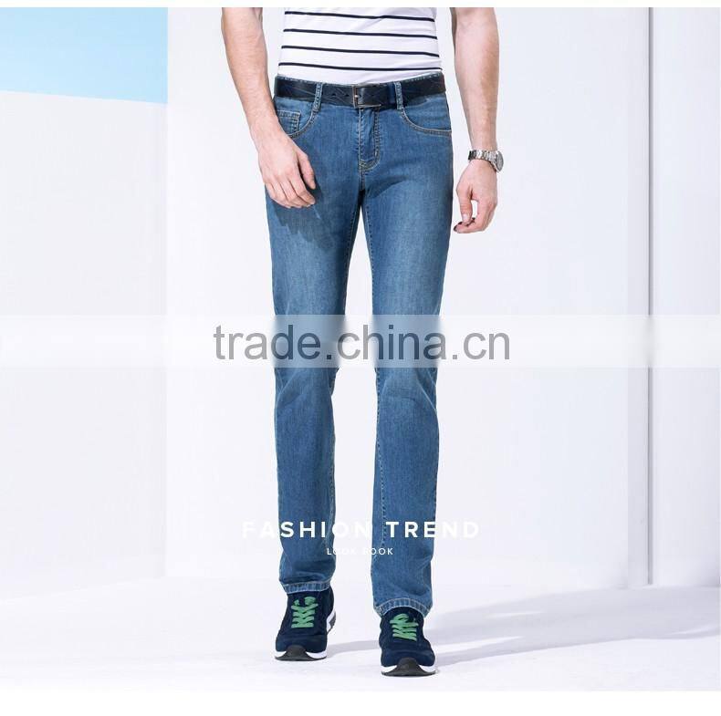 Men wash straight leisure jeans waist trousers in the classic men jeans