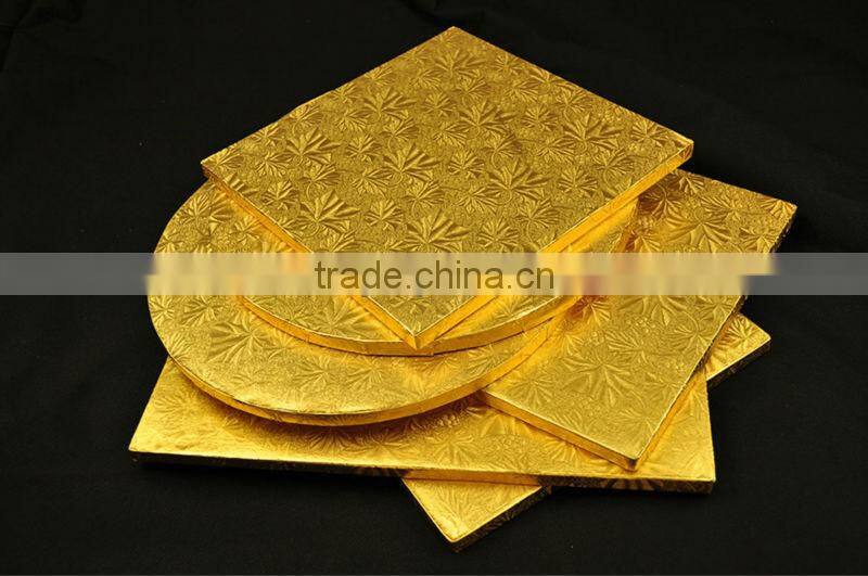 Decorative cake boards and boxes