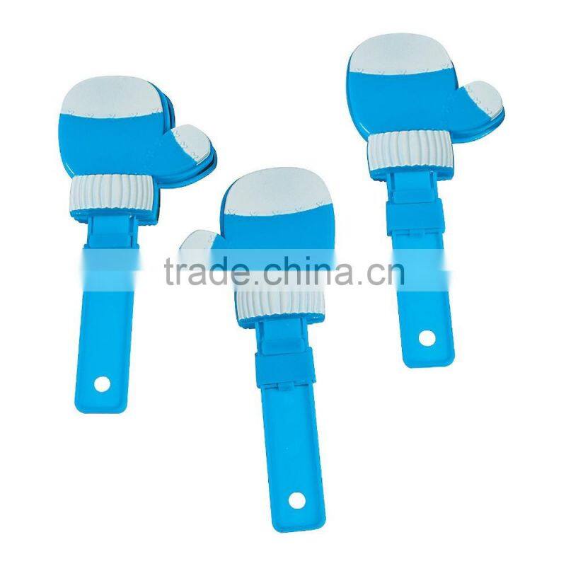 8 oz. 230ml Fashion Personalized Customized Party Drinking Cups with Handle Promotional Popular Plastic Snowman Mugs