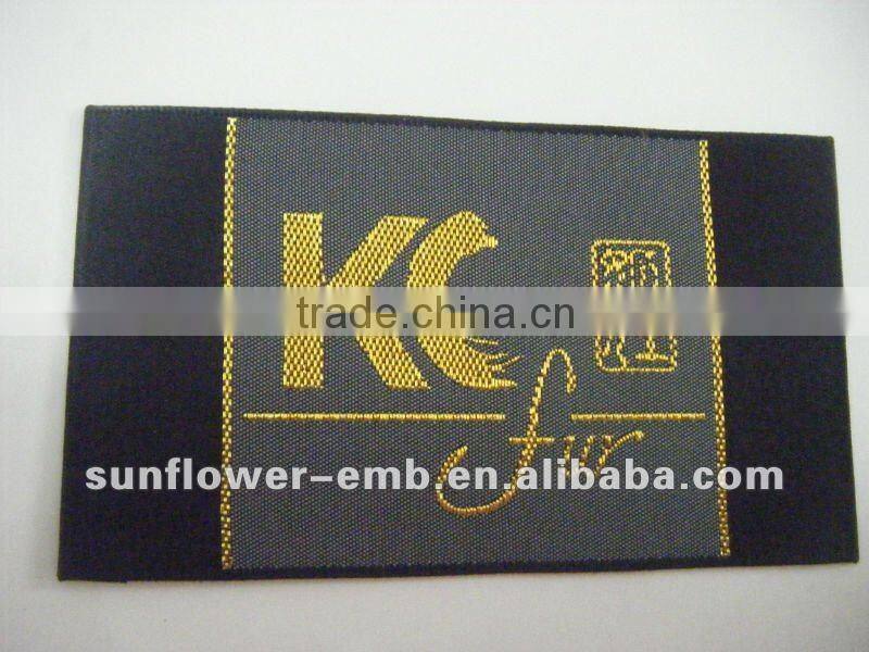 Woven clothing label
