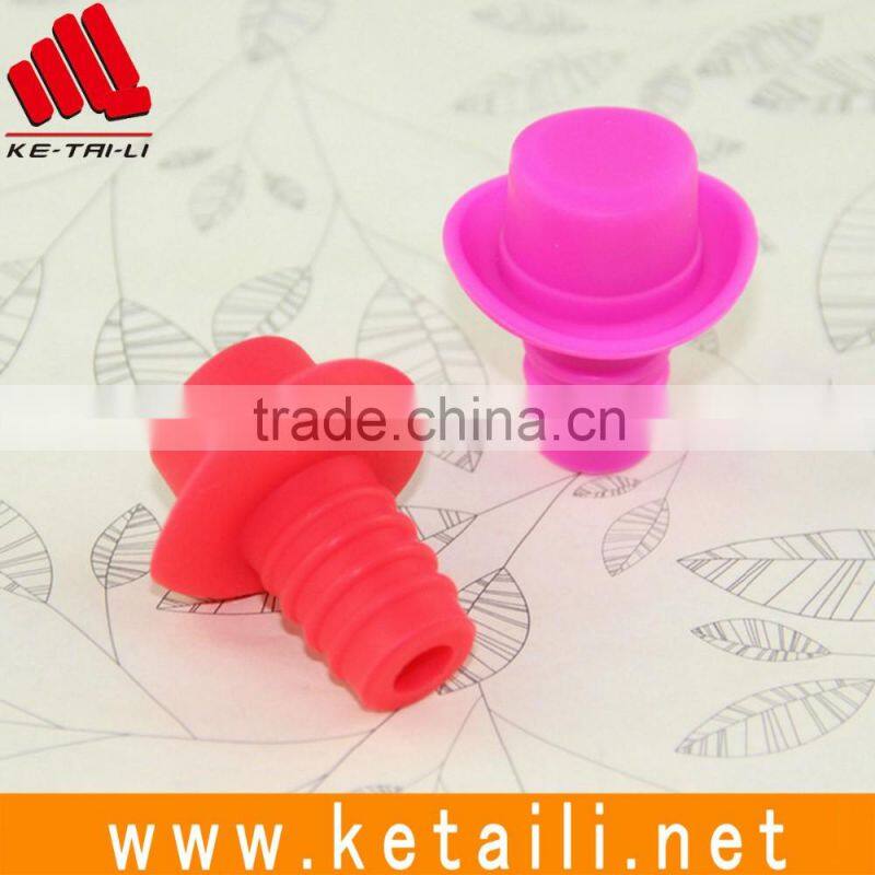 2016 wholesales hot selling fashional high quality cheap christmas silicone wine bottle stopper made in China