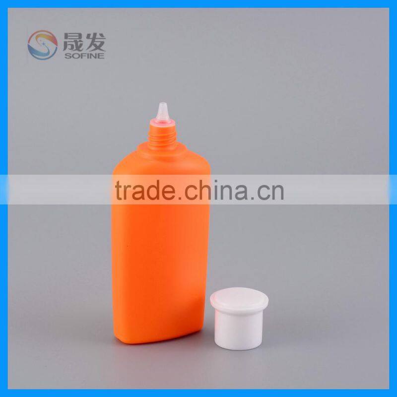 Plastic cosmetic sunscreen packaging bottle