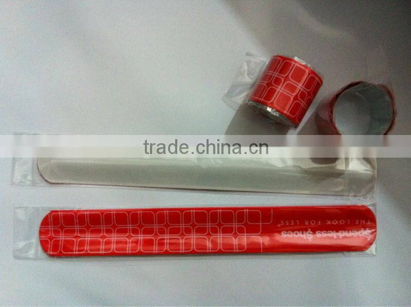 2015 Promotion High quality bicycle safety custom reflective slap bracelet