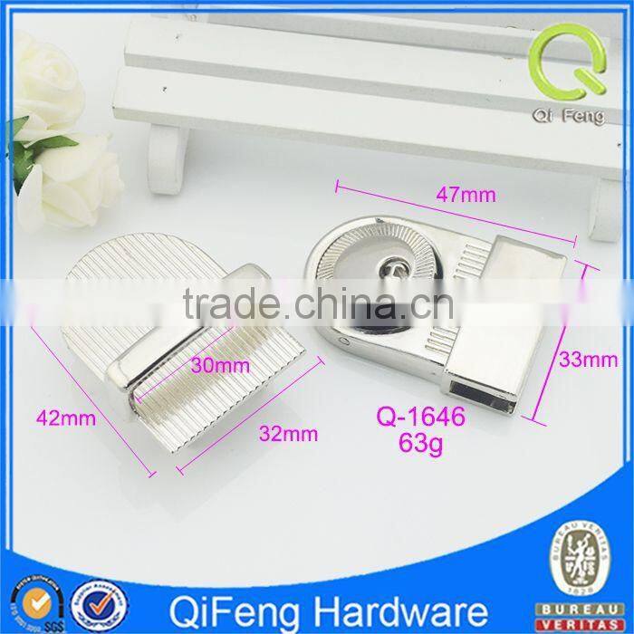 Q-1646 lock for bag parts ,metal new design bag hardware ,bags press lock