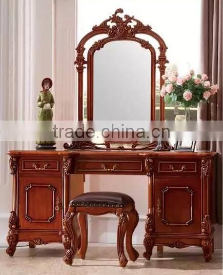 Luxury bedroom furniture solid wood crown carving bedroom set