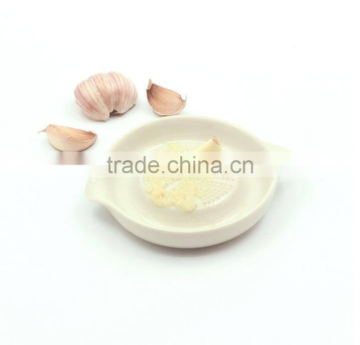 food contact safe ceramic round plate for grinding,lemon squeezer,ceramic barbecue plate dishes,ceramic plate for barbecue