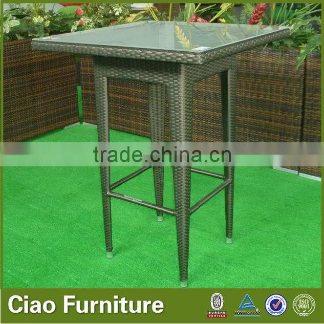 Outdoor coffee shop high bar table