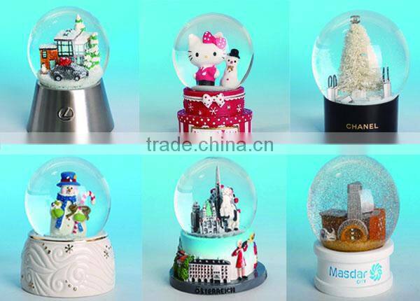 Scenery Resin Snow Globe For Home Decoration