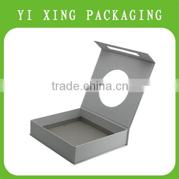 Art paper necklace holder jewelry boxes with magnet