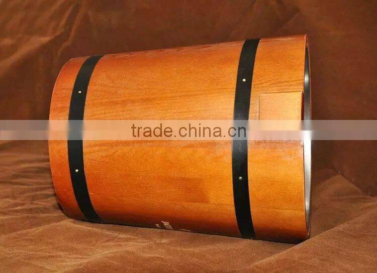 Insulated ice bucket