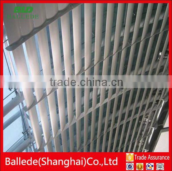 horizontal louver blinds