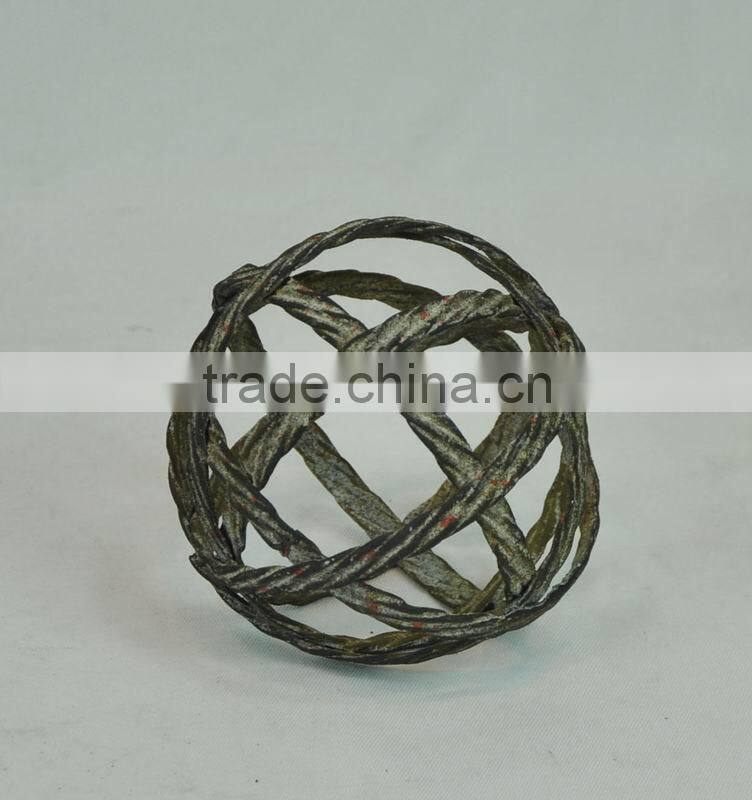14A569MK Round rustic wrought iron ball garden deco ornaments