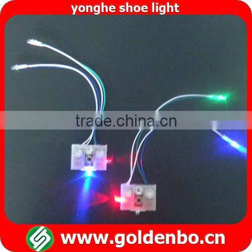 Flashing baby shoe light