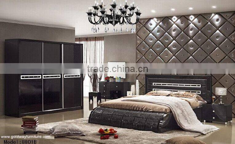 modern high gloss lacquered style italian bedroom set E1 grade promoting 5 sets available