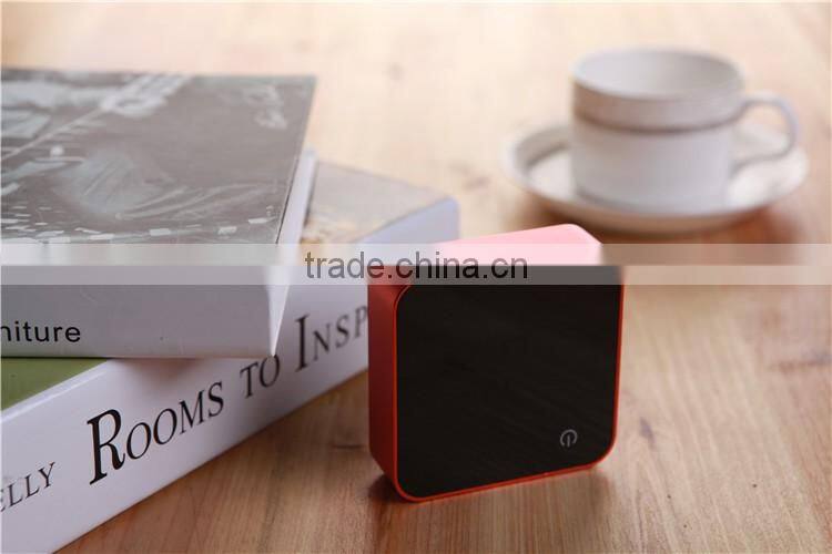 dual usb output digital and picture display phone charger 7800mah power bank