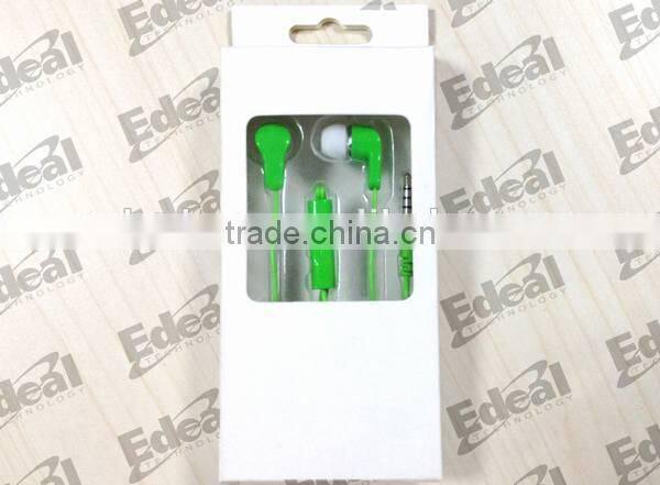 New hot selling popular cheap clip earphone with mic free sample earphone