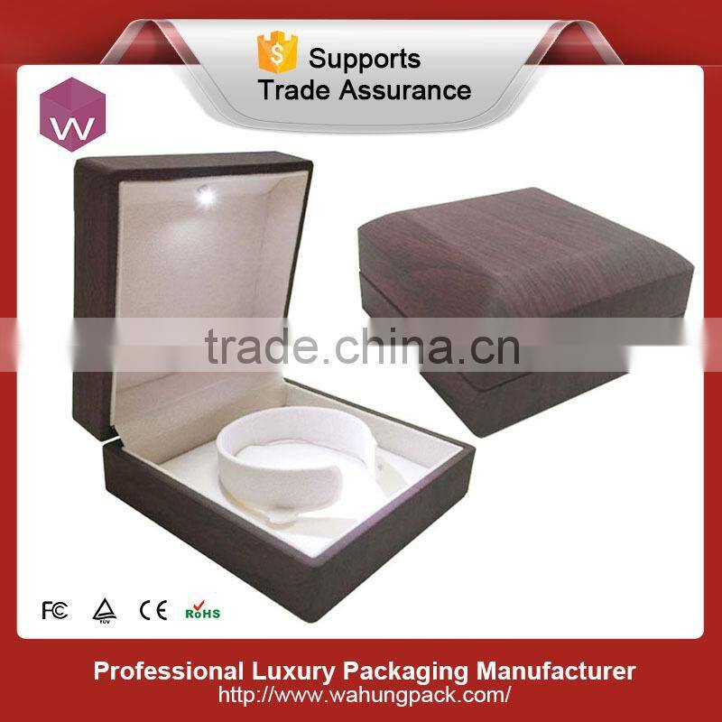 Square Purple Bangle Bracelet Packaging Box With Led Light