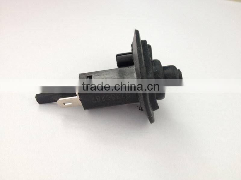 Iveco door lamp switch 82428573 for Auto spare parts from Nanjing market