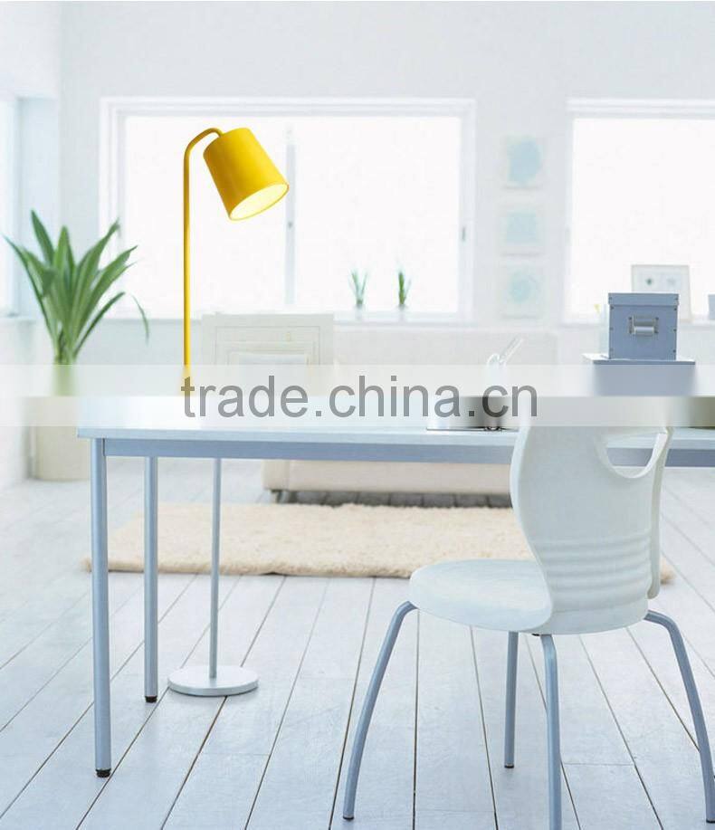 High Quality Modern American Style Colorful Office Desk Lamp