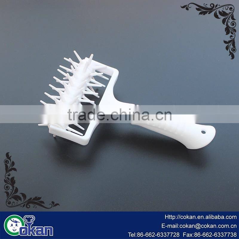 Bakeware plastic pizza pie pastry dough Hole Puncher/ pastry dough roller