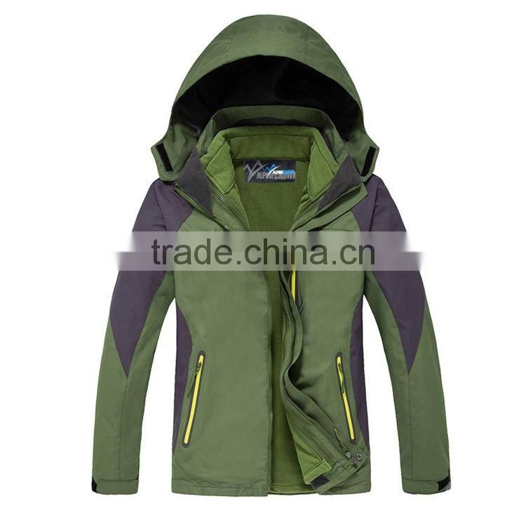 2016 Newest men sports clothes