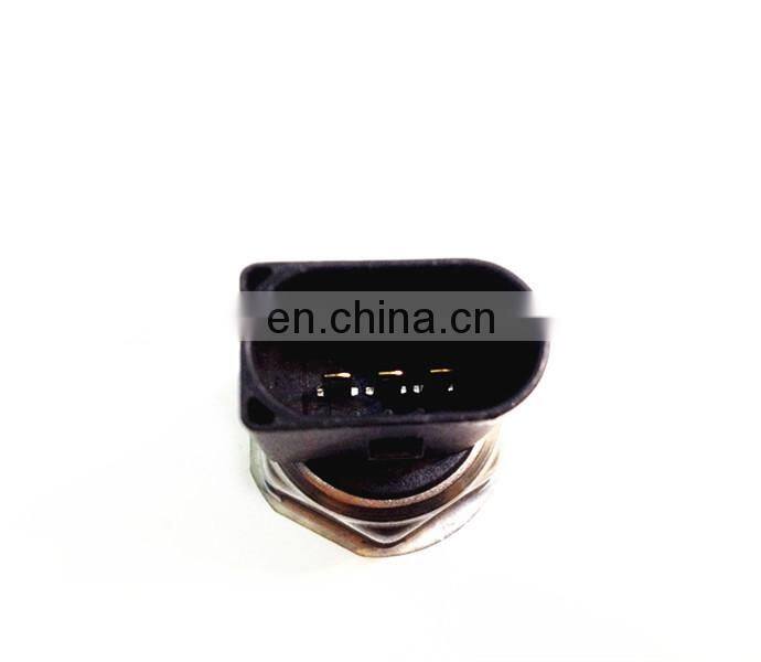Fuel Rail Pressure Sensor for H-yundai K-ia OEM 55PP07-02 9307Z512A