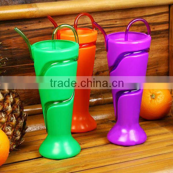 Plastic Soda Fountain Milkshake Cup with Krazy Straw PET plastic straw cup