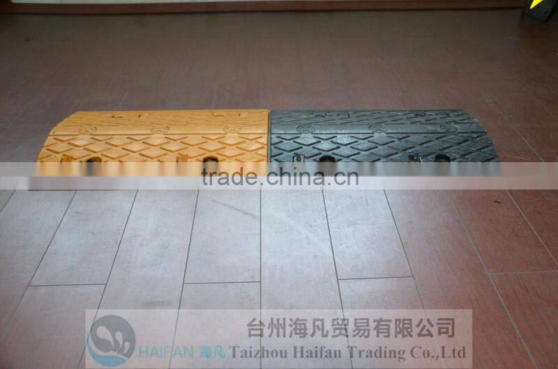 500*320*40mm rubber speed bump used in Intersection/durable reflective speed bump for Crossroads/protable speed hump