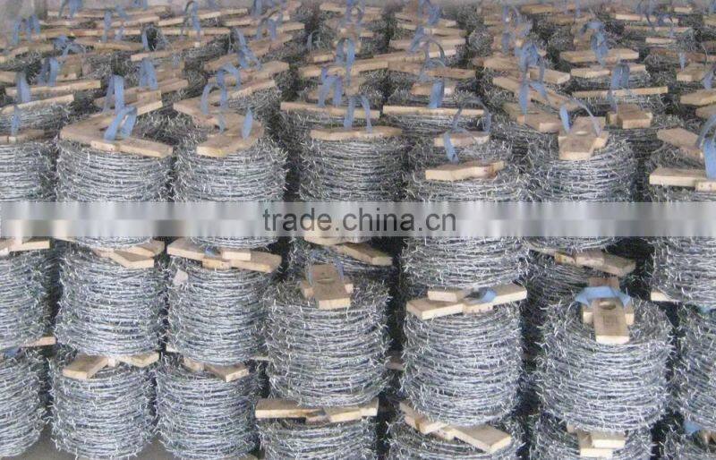 DOUBLE STRAND DOUBLE TWISTED BARBED WIRE