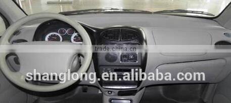 Cheaper 4 Door LHD 5 Seats 4x2 Automobiles Vehicles