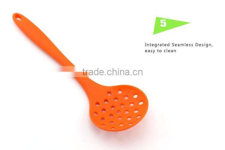 High Temperature Resistant Long Handle Silicone Colander