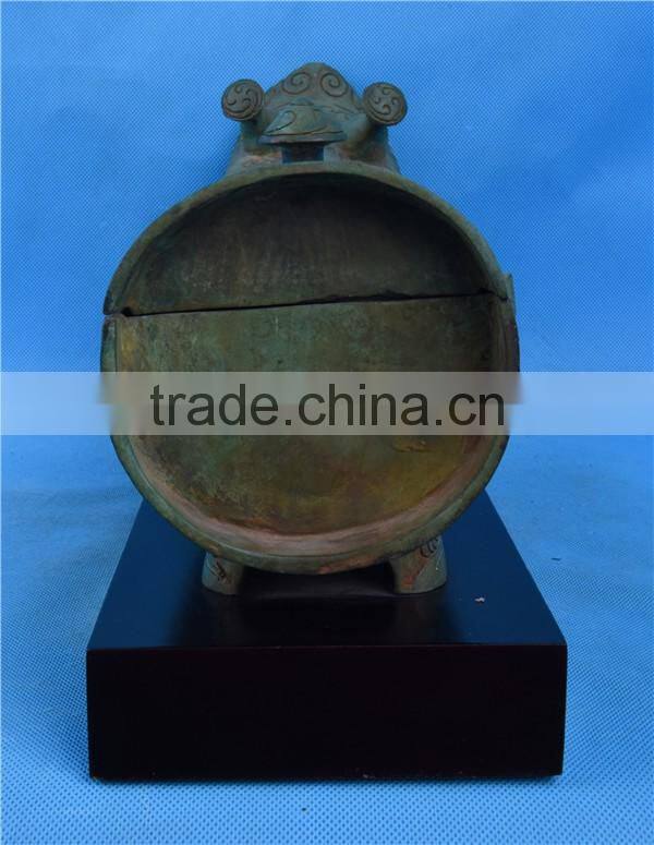 Classical Chinese bronze wine vessels/China style bronze artwork/Bronze Decoration/Chinese Classical Bronze sculpture