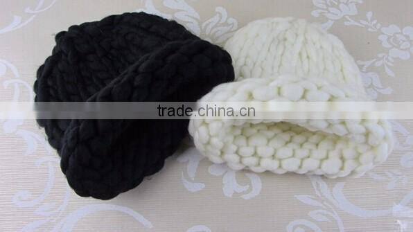 Charmkey wholesale hand knitting yarn blend yarn thick acrylic roving yarn