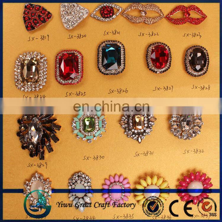 Factory direct wholesale rhinestone buckle crystal rhinestone button