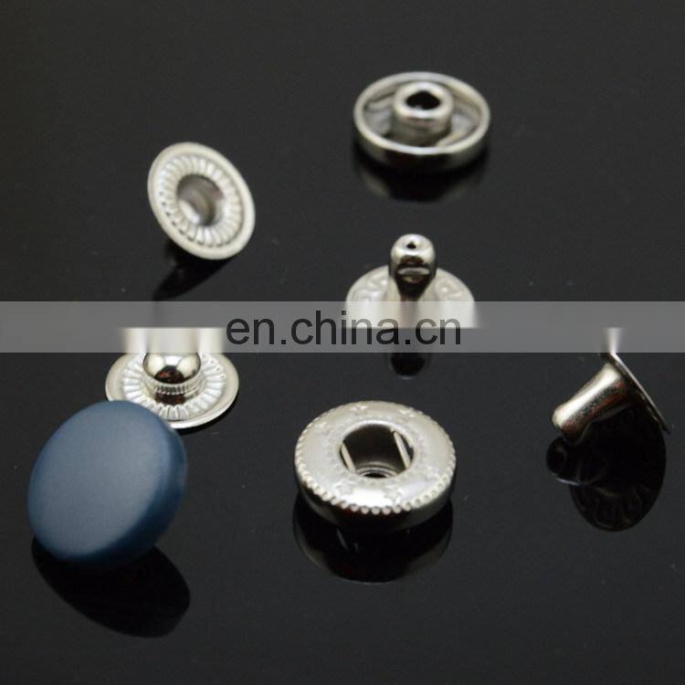 Design promotional black spring snap button