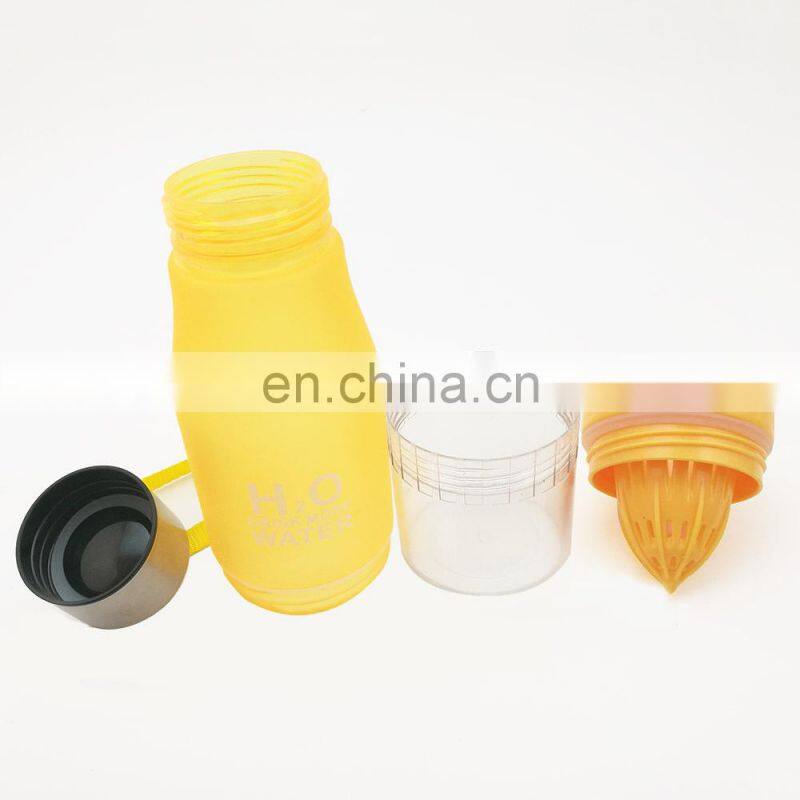 Newest Style H2O Private Label Fruit Plastic Infuser Water Bottle