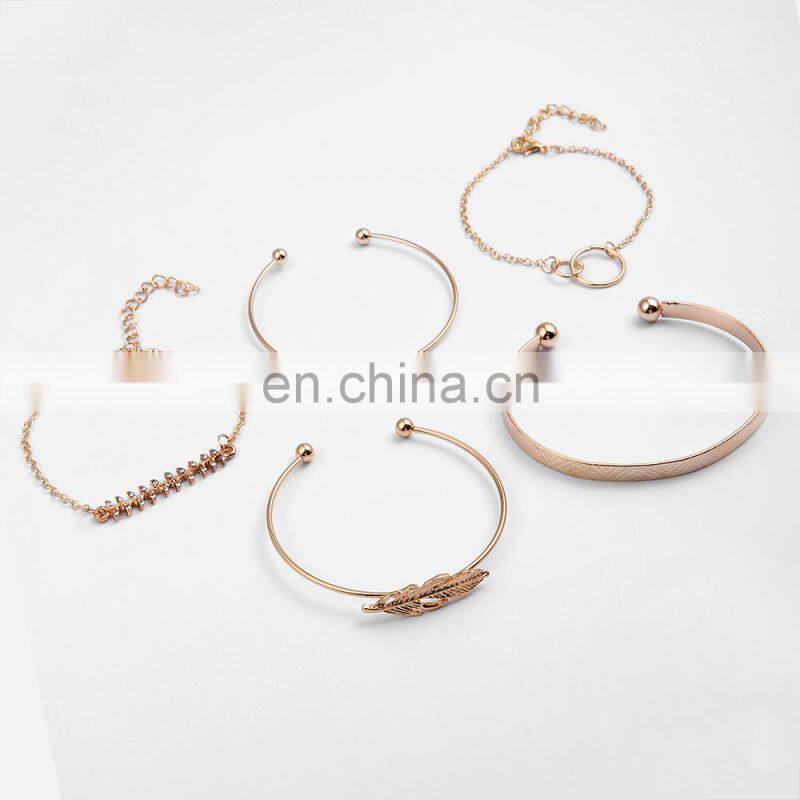 5Pcs/set Bohemian Gold color Moon Leaf Crystal Bracelet Set for Women Punk Boho Beach Bangle Jewelry Gift