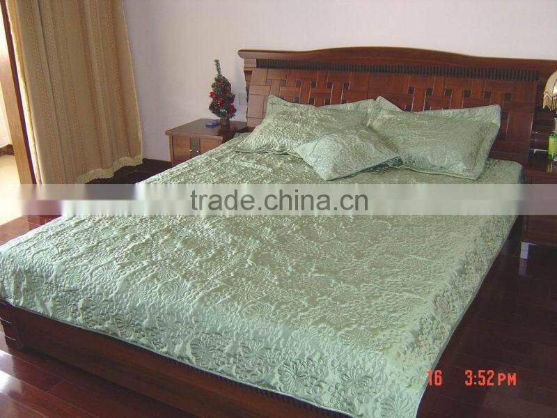 Polyester block diagonal process printed bed set