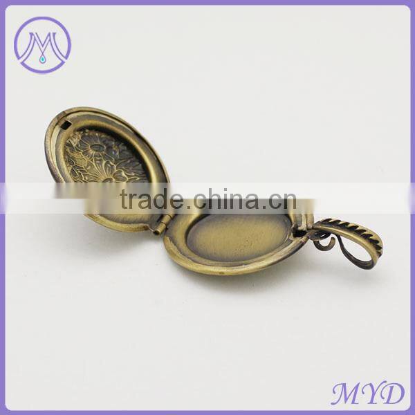 Vintage Brass 27mm Photo Locket Pendant Blank Locket Pendant