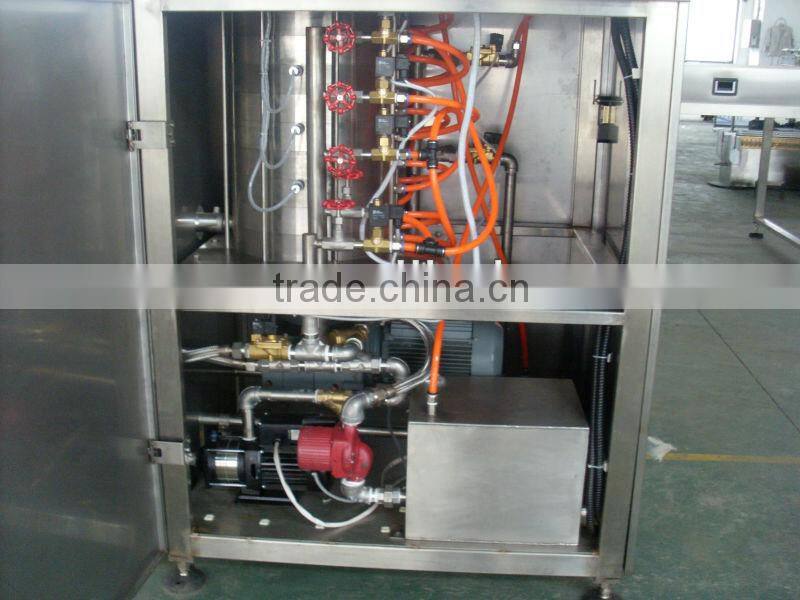Chocolate tempering machine