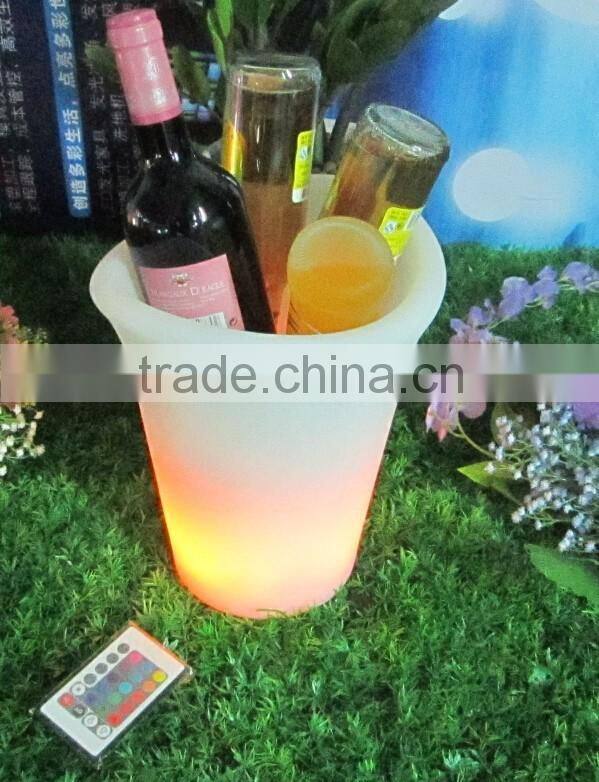 LED Ice bucket with lights and remote control B101