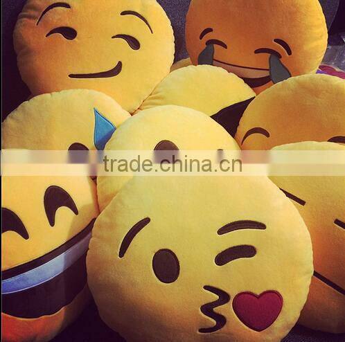 Emoji patched,Cushion emoji/free sample Custom Made cheap emoji cushion For Sale